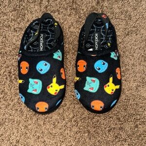 Boys Slippers, size 13 (small)